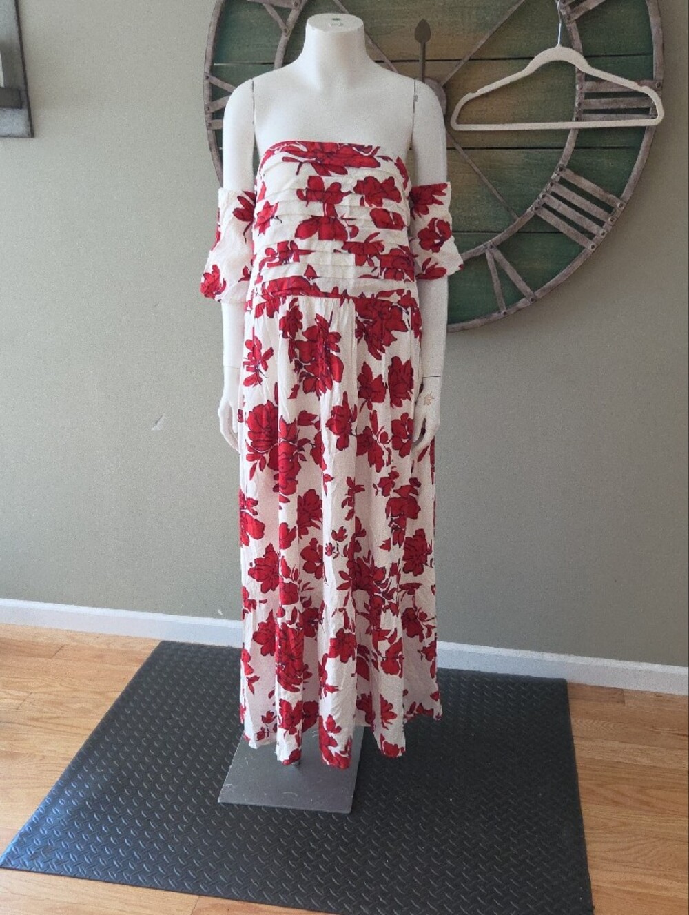 Abercrombie & Fitch Emerson Off Shoulder Maxi Dress In Red and White Botanical - Picture 2 of 16